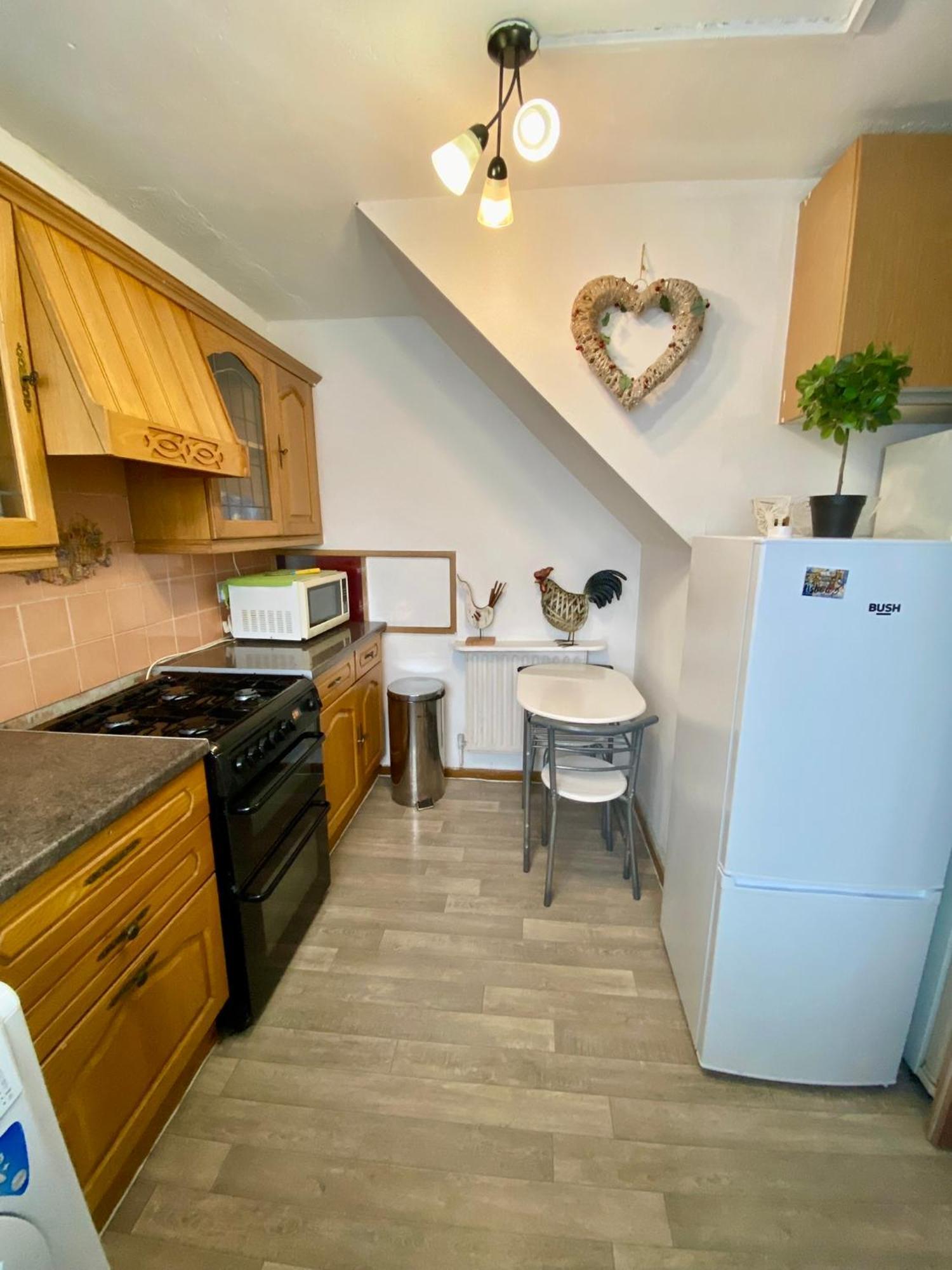 Cosy 3 Bed Apt, Old Truman Brewery! Brick Lane, London, E1 Экстерьер фото