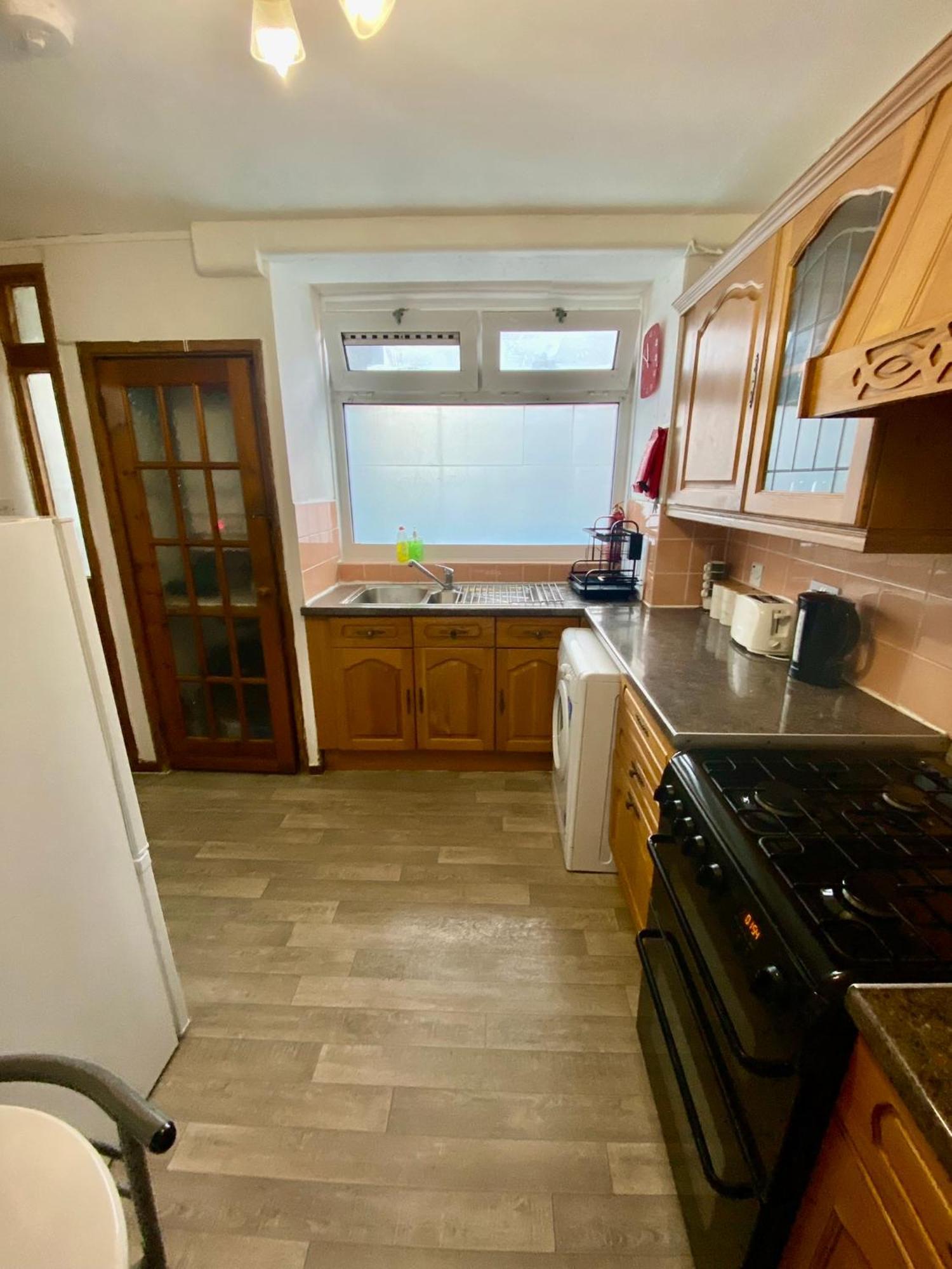 Cosy 3 Bed Apt, Old Truman Brewery! Brick Lane, London, E1 Экстерьер фото