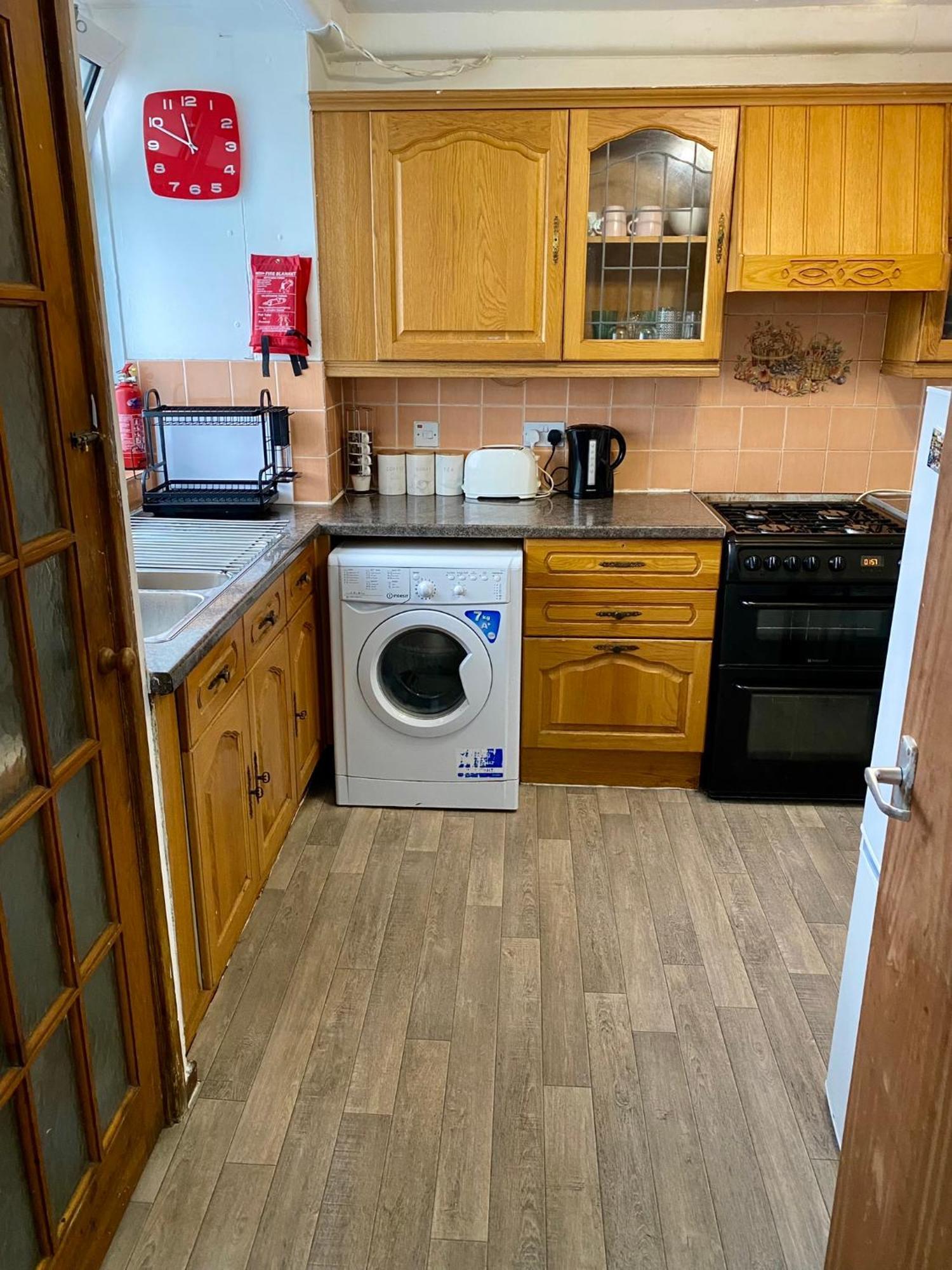 Cosy 3 Bed Apt, Old Truman Brewery! Brick Lane, London, E1 Экстерьер фото