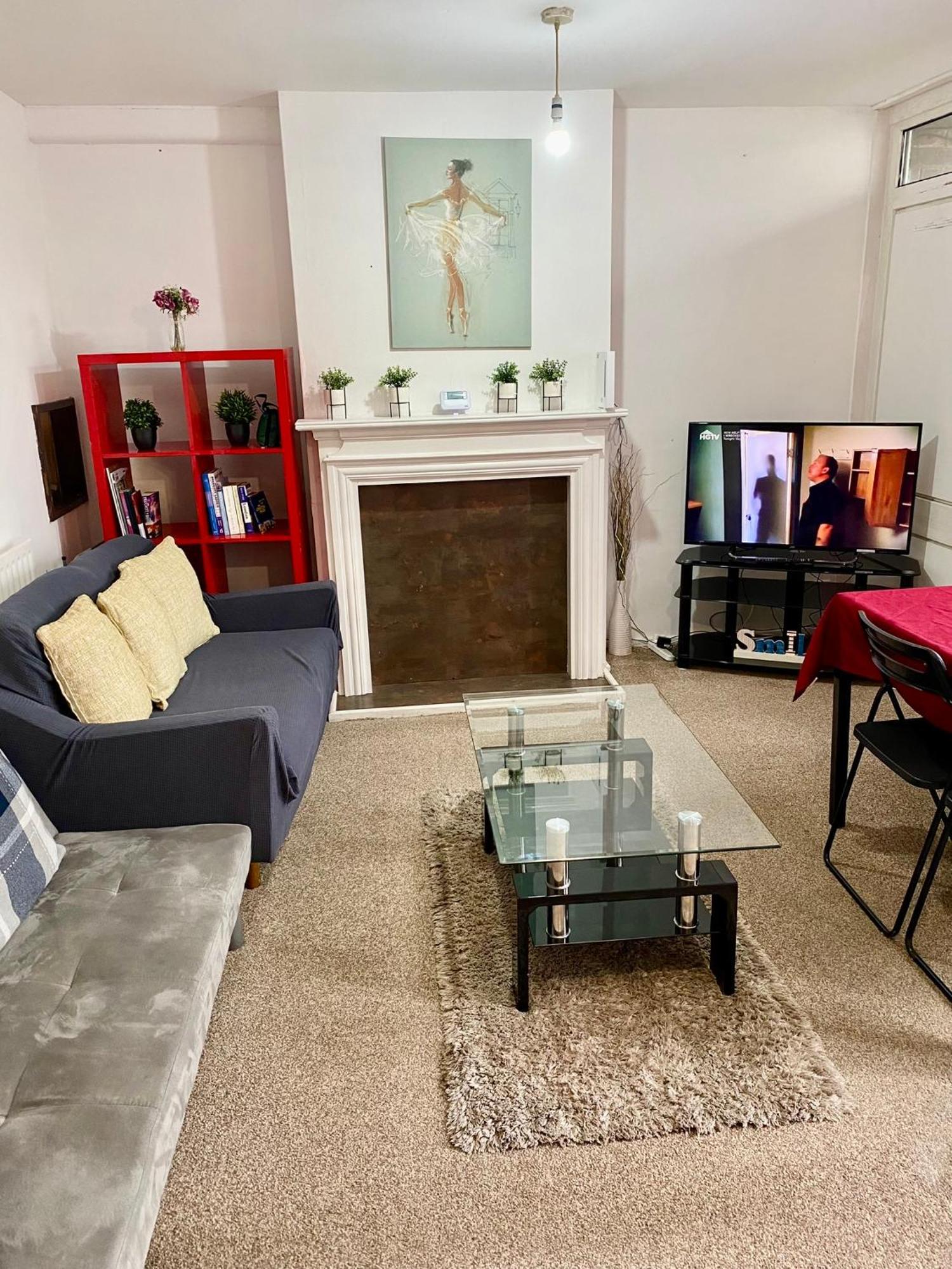 Cosy 3 Bed Apt, Old Truman Brewery! Brick Lane, London, E1 Экстерьер фото