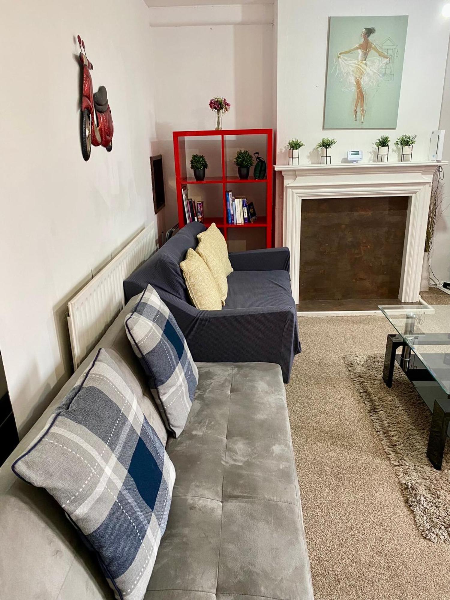 Cosy 3 Bed Apt, Old Truman Brewery! Brick Lane, London, E1 Экстерьер фото